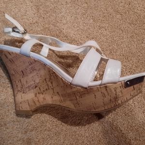 Size 9.5 white 4 3/4" cork high heeled Jennifer Lopez sandles